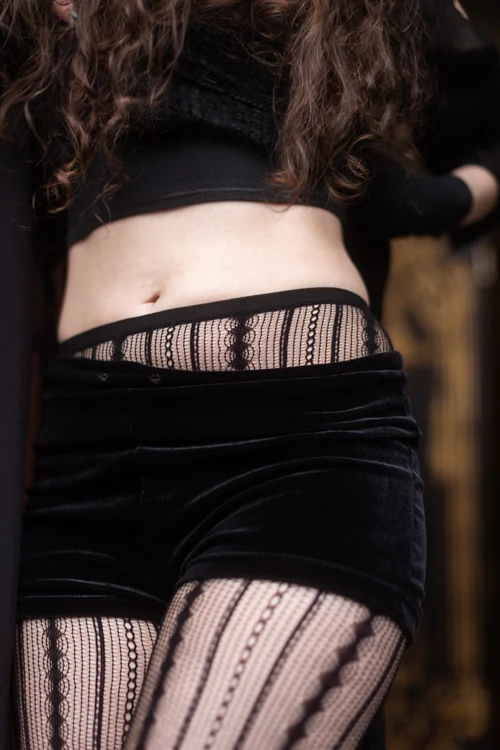 Vertical Chains Net Tights - Image 2