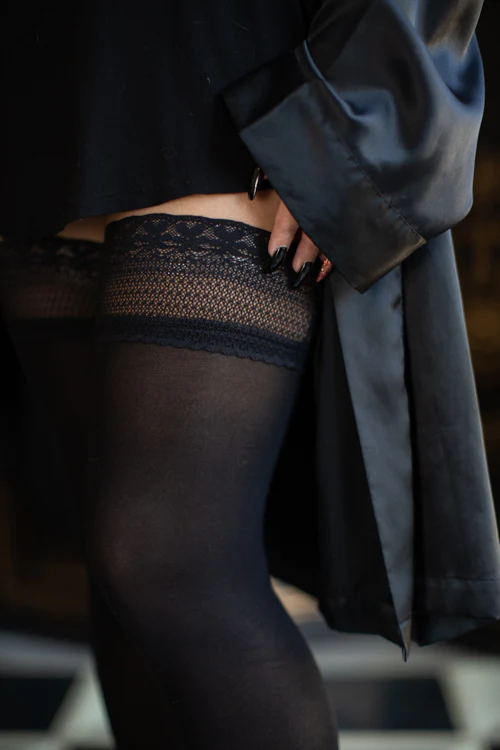 Vital Opaque Stocking with Stay Up Lace Top - Image 4
