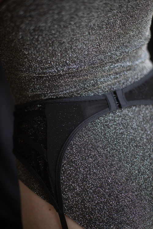 Wet Look and Lace Garter Belt - Image 4