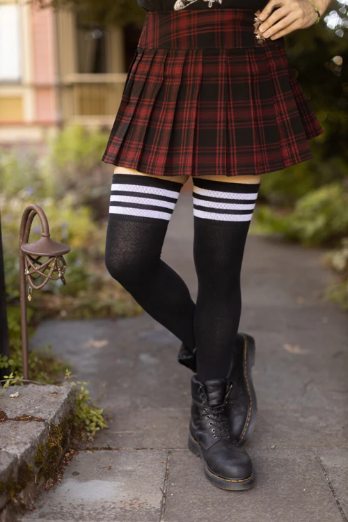 XL Foot Cotton Top-Striped Extraordinary Thigh High - Image 8